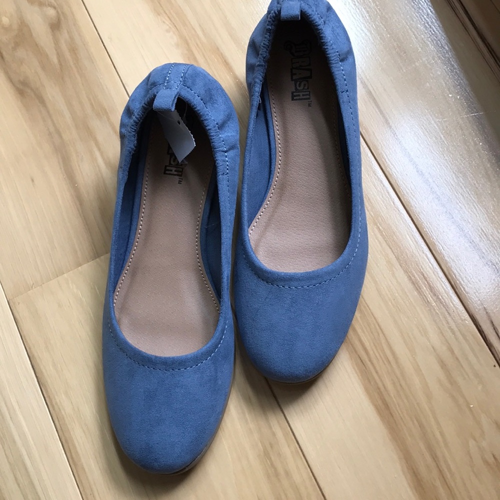Comfy! 1 inch block heel - Picture 1 of 7